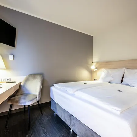 Serways Weiskirchen Nord Otel 2*